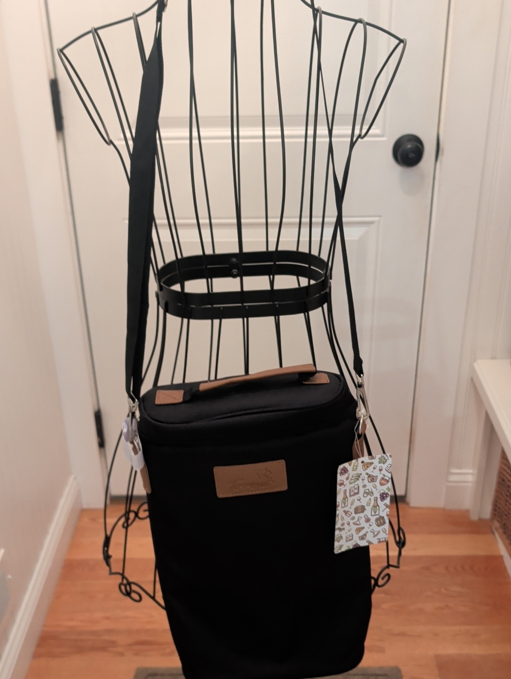 Nwt Black Insulated Wine Cooler Tote with Shoulder Strap